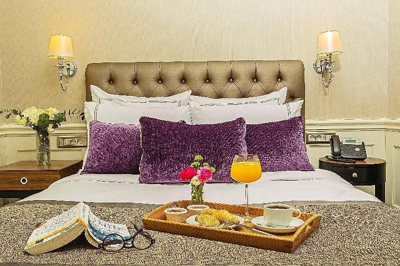Meroddi La Porta Hotel Istanbul